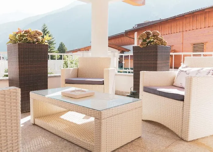 Mountain Apart アパート *